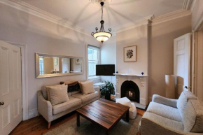 Discover Paddington - Charming 2-Bed House, Sydney